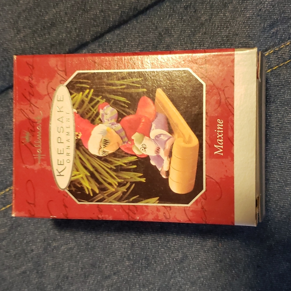 Hallmark 1998 Maxine Holiday Christmas Ornament